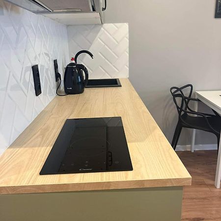 Good Apartament Wola Warsaw Apartament 1 Pokojowy Z Aneksemアパートメント エクステリア 写真