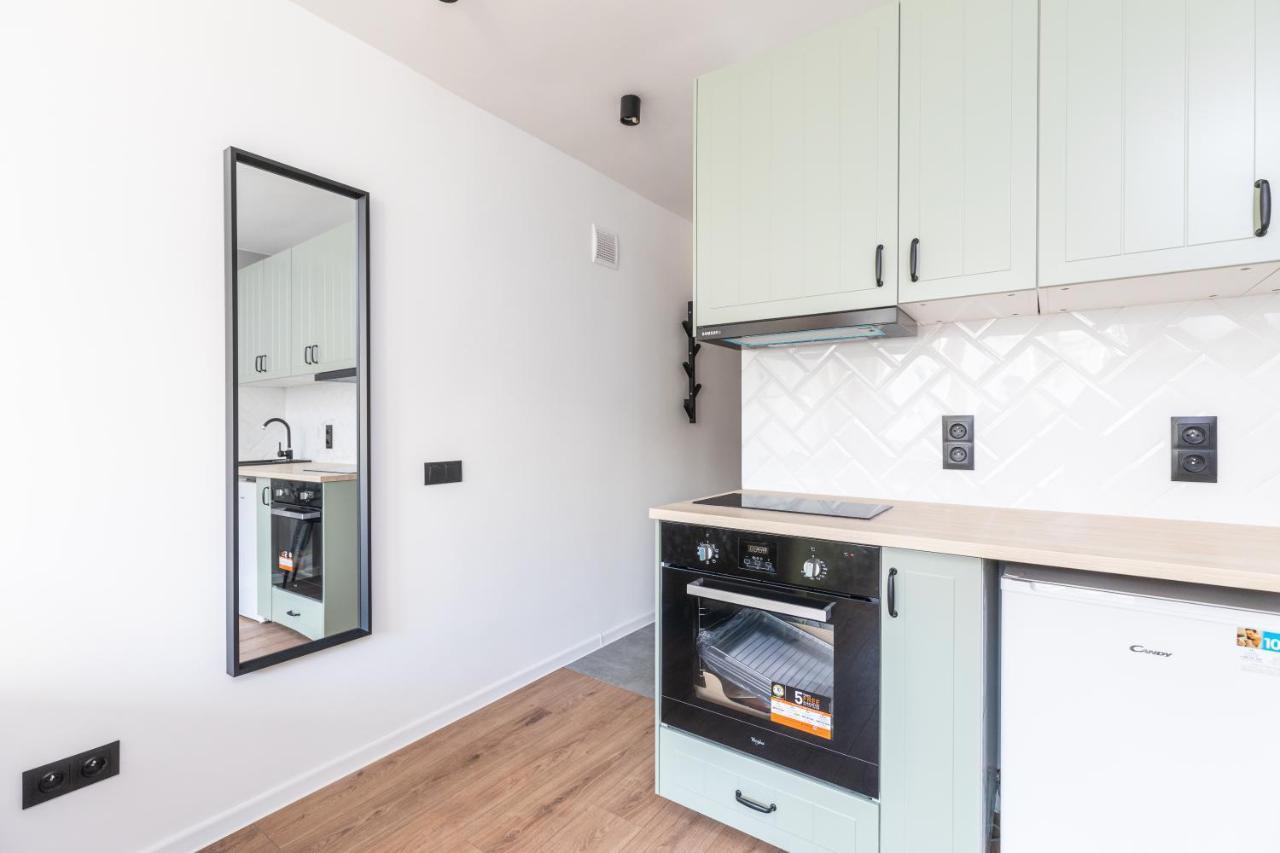 Good Apartament Wola Warsaw Apartament 1 Pokojowy Z Aneksemアパートメント エクステリア 写真