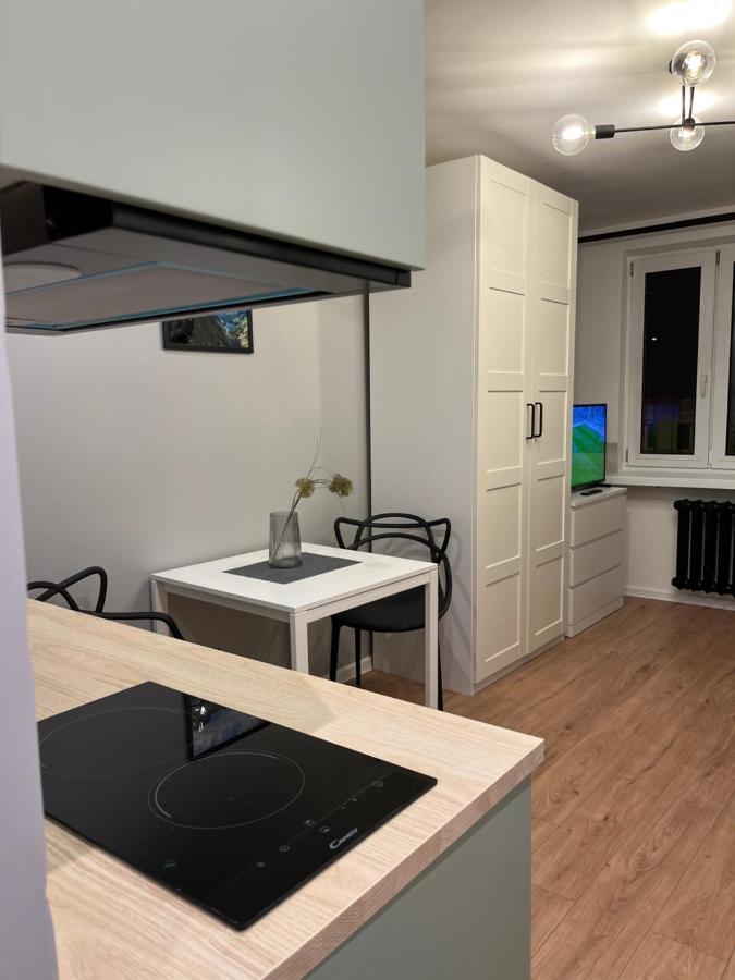 Good Apartament Wola Warsaw Apartament 1 Pokojowy Z Aneksemアパートメント エクステリア 写真