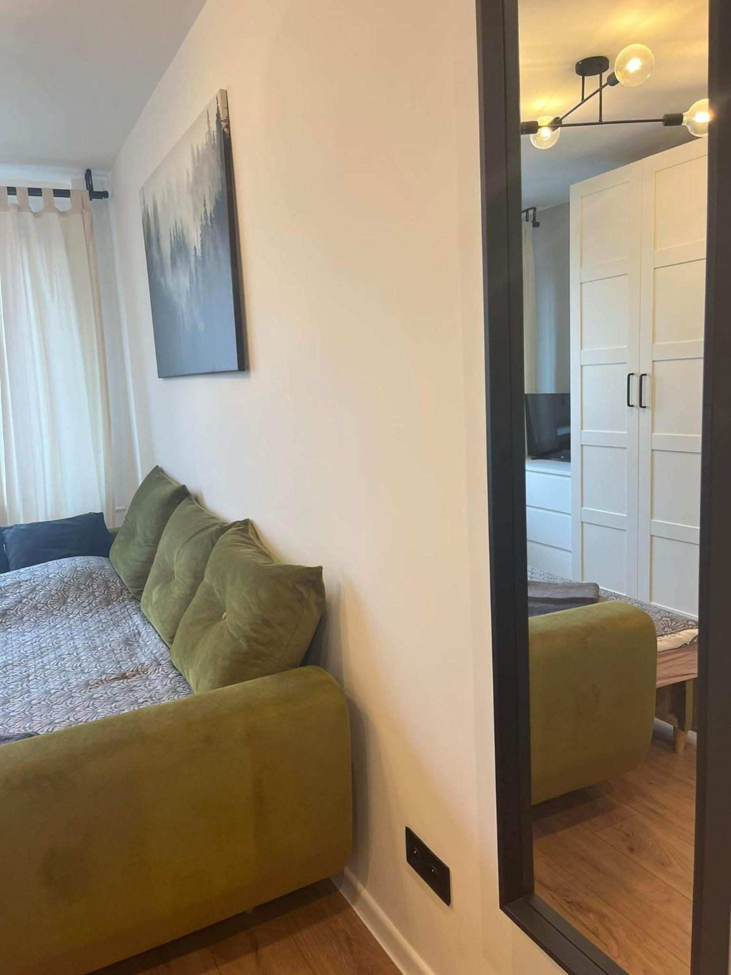 Good Apartament Wola Warsaw Apartament 1 Pokojowy Z Aneksemアパートメント エクステリア 写真