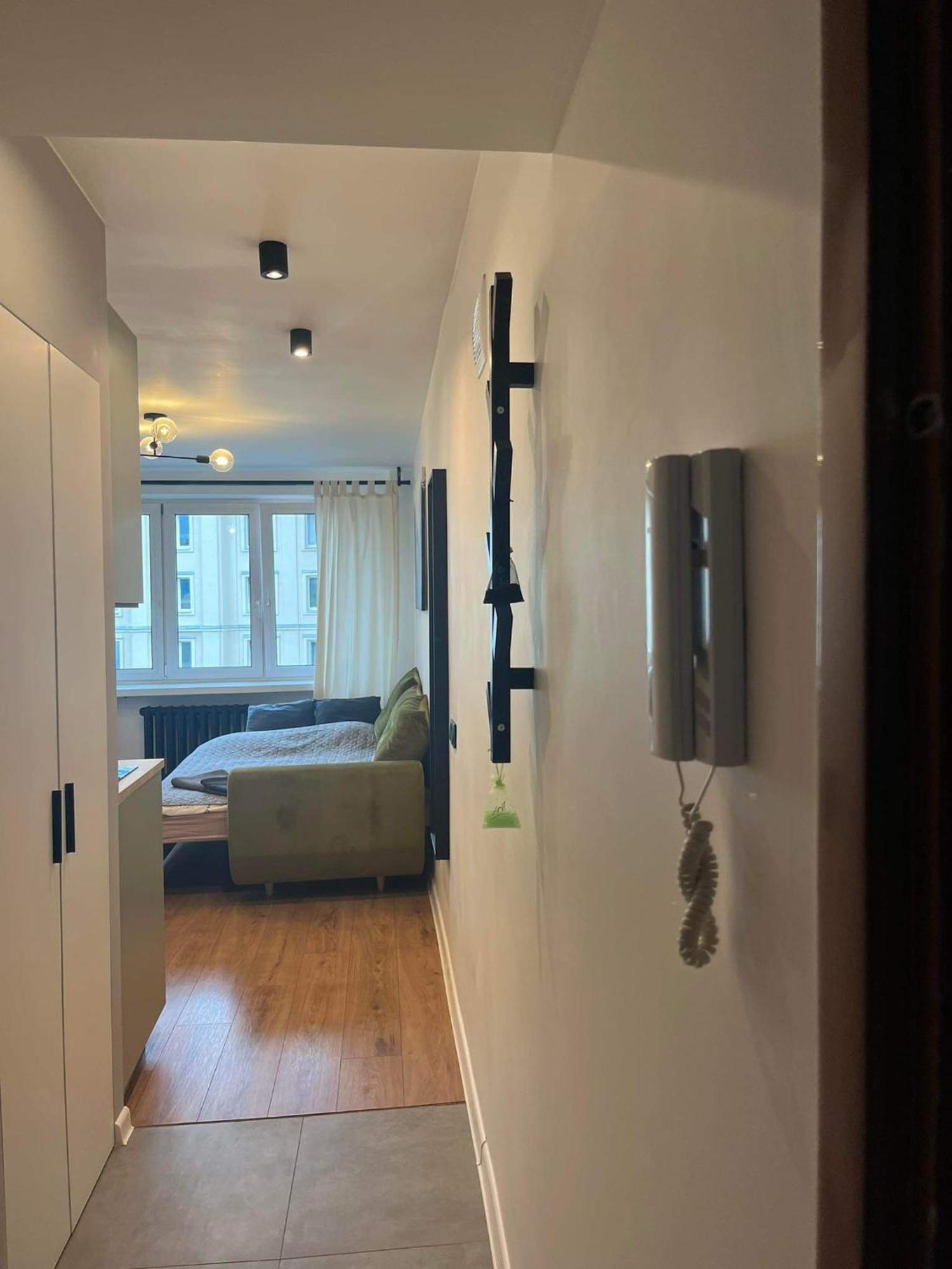 Good Apartament Wola Warsaw Apartament 1 Pokojowy Z Aneksemアパートメント エクステリア 写真
